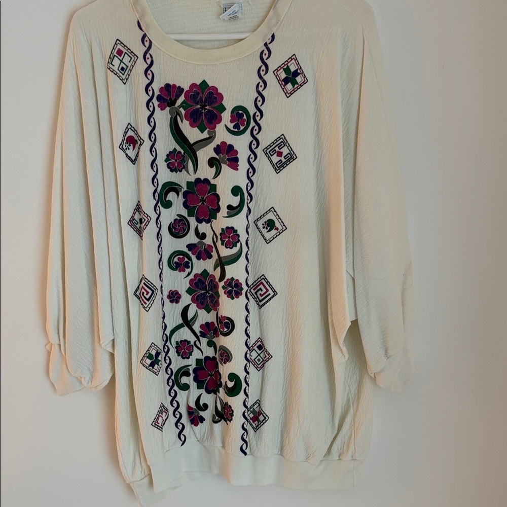 Floral Embroidered Short Sleeve Top - Cream